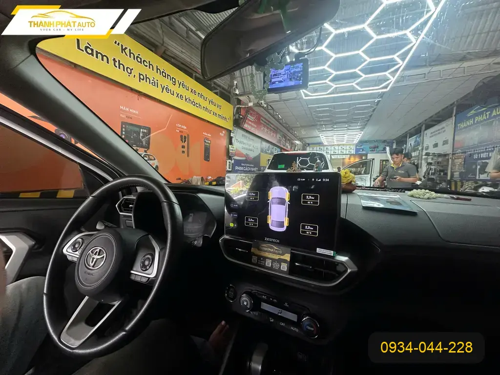 Anh Cường lắp màn hình android cho Honda CRV tại Quận Thủ Đức ảnh thực tế 3