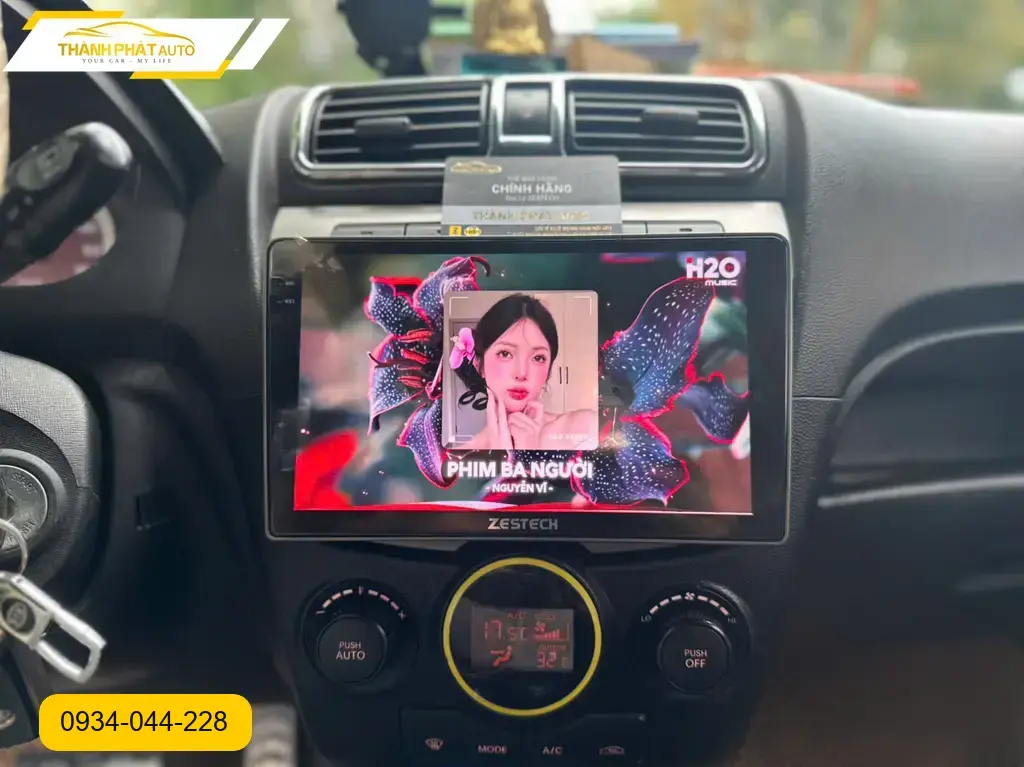 Chị Thảo nâng cấp màn hình Android xe hơi cho Santa Fe tại Thủ Đức ảnh thực tế 4