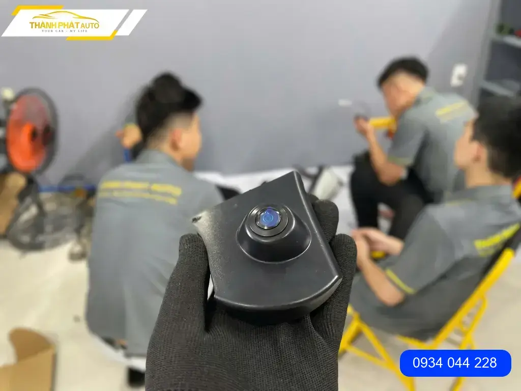 Anh Tùng lắp màn hình android xe hơi Honda CRV tại Quận Thủ Đức ảnh thực tế 2