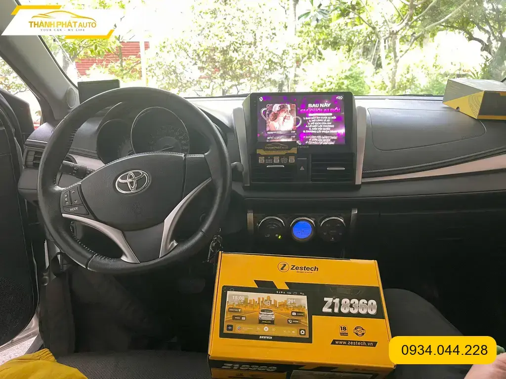 Anh Thành nâng cấp màn hình ô tô Hyundai Accent tại Thủ Đức giải trí, dẫn đường ảnh thực tế 4