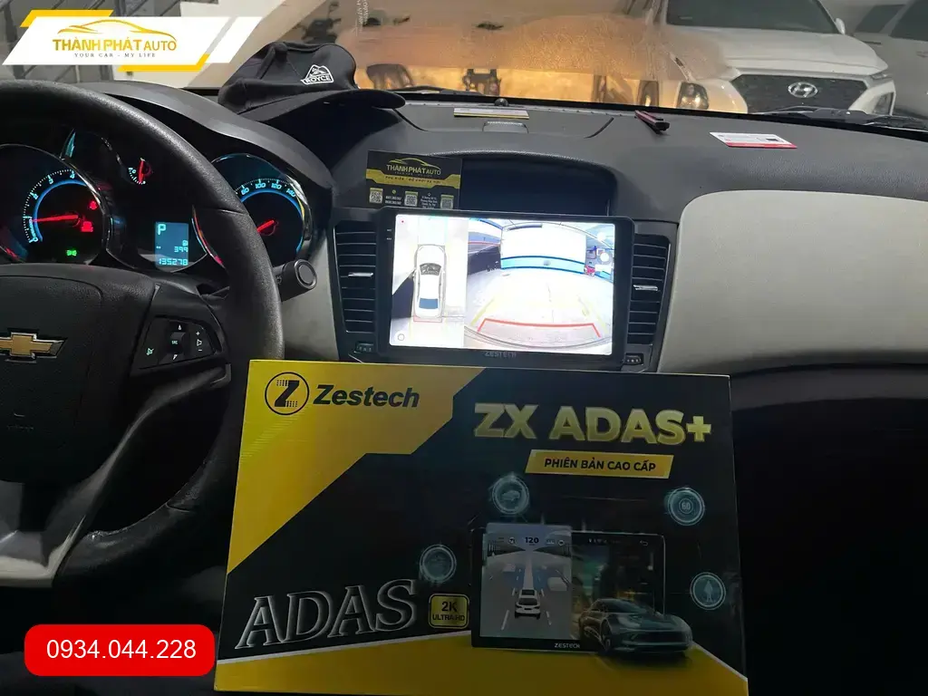 Anh Phong lắp Màn Hình Ô Tô Có Camera 360 cho Mazda CX-5 tại Quận 9