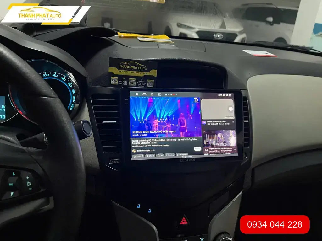 Anh Phong lắp Màn Hình Ô Tô Có Camera 360 cho Mazda CX-5 tại Quận 9 ảnh thực tế 2