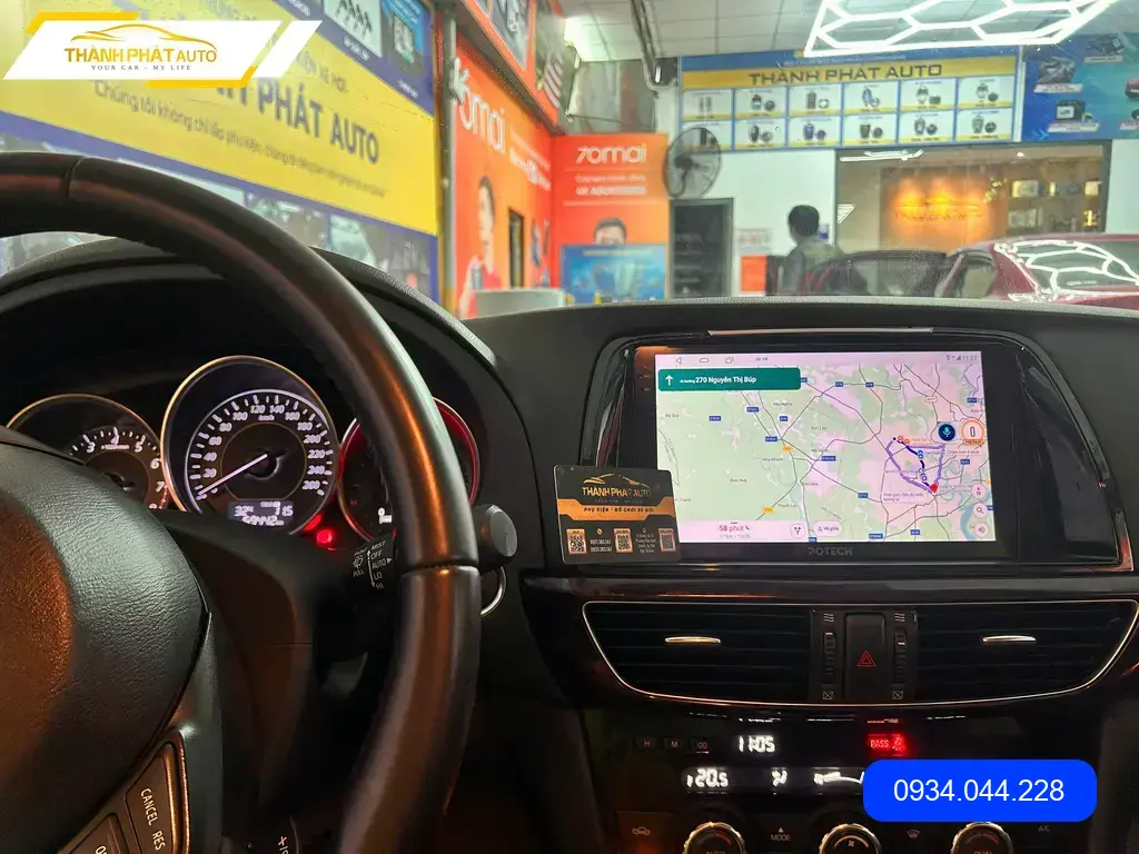 Anh Quang lắp Màn hình ô tô Mazda 6 tại Quận 12 để nâng cao trải nghiệm lái