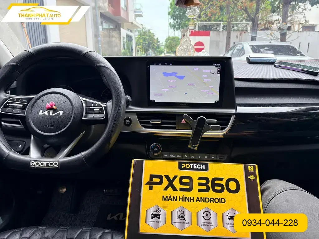 Anh Quang lắp Màn Hình Potech Kia Seltos tại Quận Thủ Đức vì màn zin cũ đã lỗi thời ảnh thực tế 4