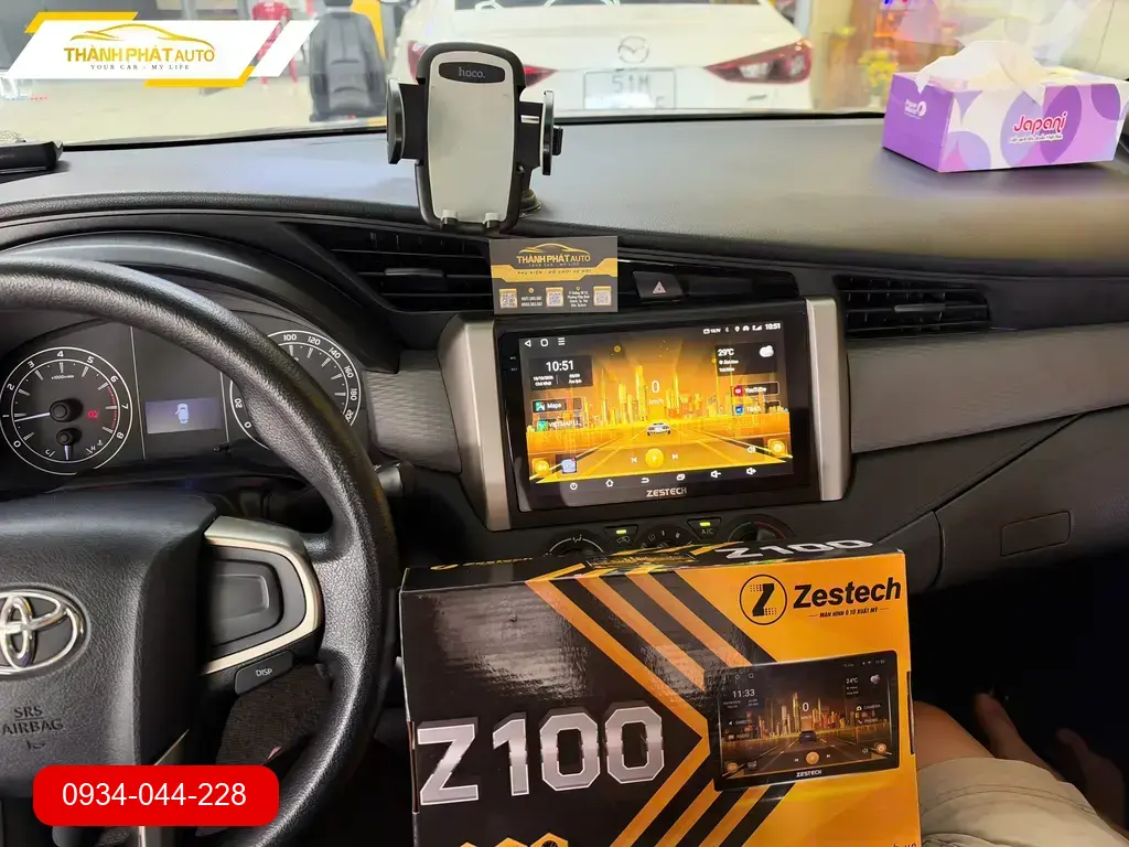 Anh Kiên lắp Màn Hình Zestech Ô Tô Cho Innova tại Quận 9 uy tín ảnh thực tế 2