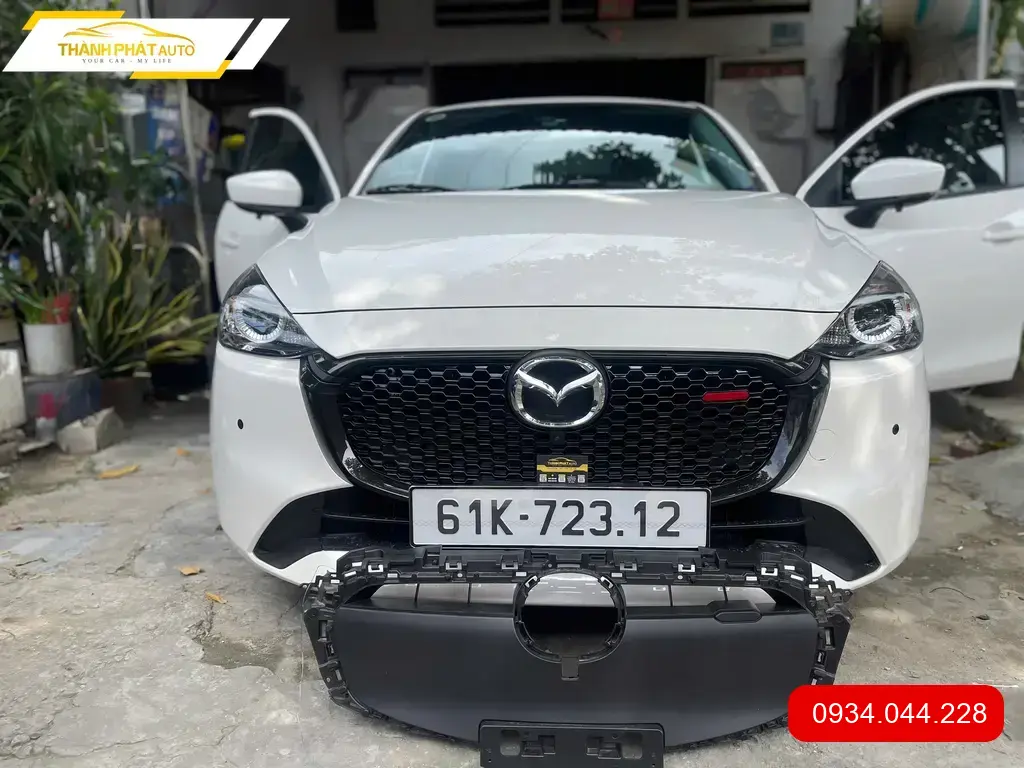 Chị Thu thay mặt calang Mazda 2 tại Thủ Đức muốn xe đổi gió phong cách thể thao ảnh thực tế 3