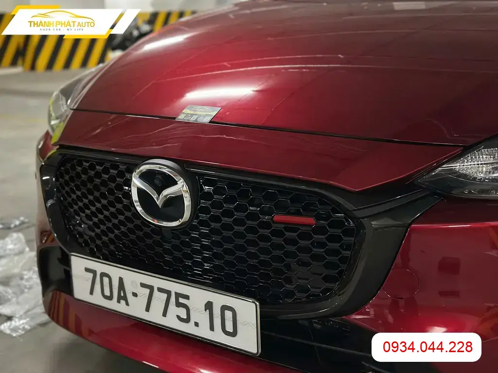 Anh Quang độ mặt ga lăng Mazda 2 tại Quận 12 để xe trông thể thao hơn ảnh thực tế 4