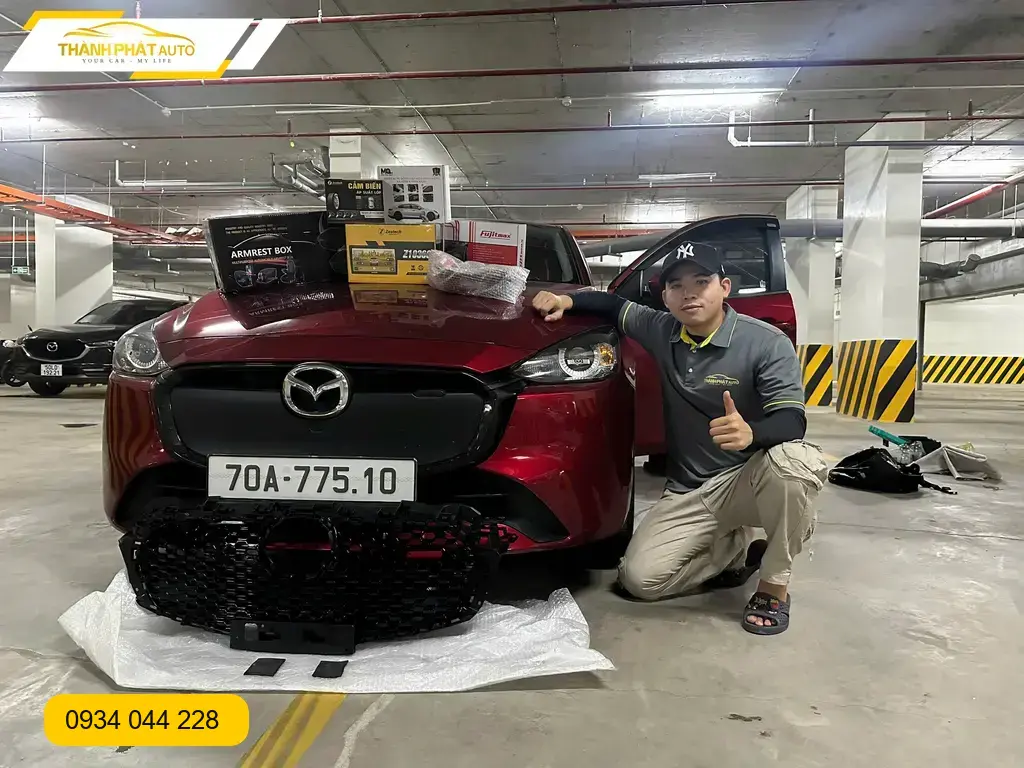 Anh Quang độ mặt ga lăng Mazda 2 tại Quận 12 để xe trông thể thao hơn ảnh thực tế 5