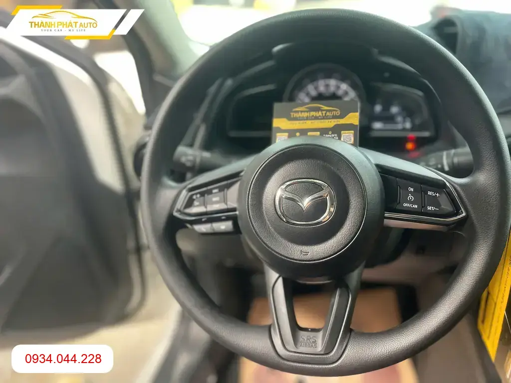 Anh Khang lắp phím vô lăng ô tô Honda Civic tại Quận 12 để dễ thao tác khi lái ảnh thực tế 3