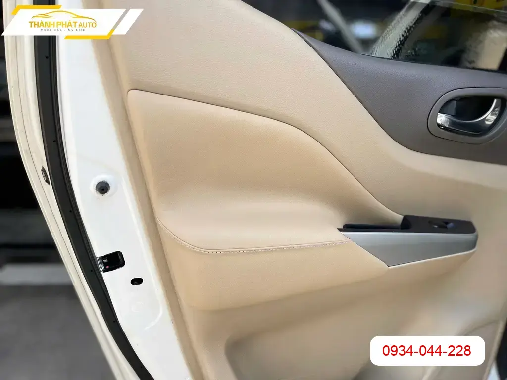 Anh Bảo bọc tapli cửa ô tô Hyundai Accent tại Quận 12 cho nội thất mới mẻ ảnh thực tế 2